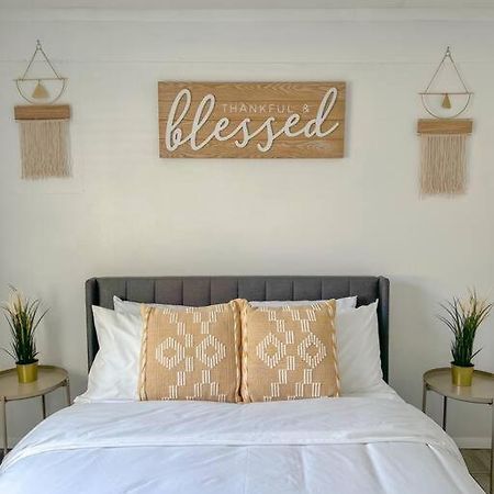 Sparkling Guest Home 2 Bedroom-15 Minutes To Clearwater Beach المظهر الخارجي الصورة