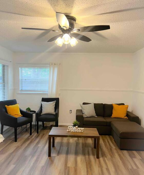 Sparkling Guest Home 2 Bedroom-15 Minutes To Clearwater Beach المظهر الخارجي الصورة