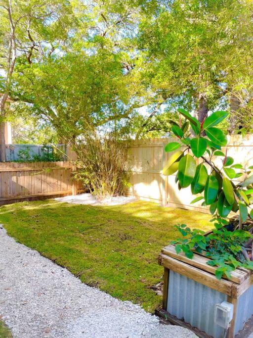 Sparkling Guest Home 2 Bedroom-15 Minutes To Clearwater Beach المظهر الخارجي الصورة